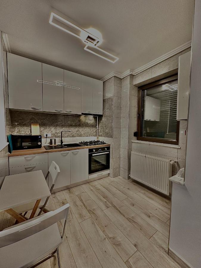 Shiro Apartman Bukarest Kültér fotó