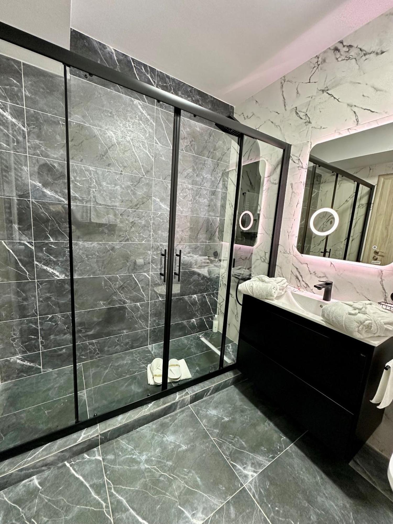 Shiro Apartman Bukarest Kültér fotó